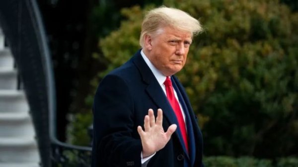 专业配资官网 石宏：美国军工复合体逼停特朗普改革